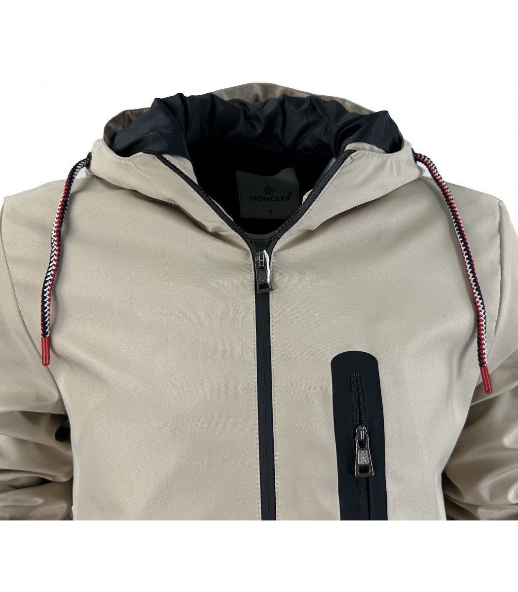 Бежевая куртка Moncler 9010-13