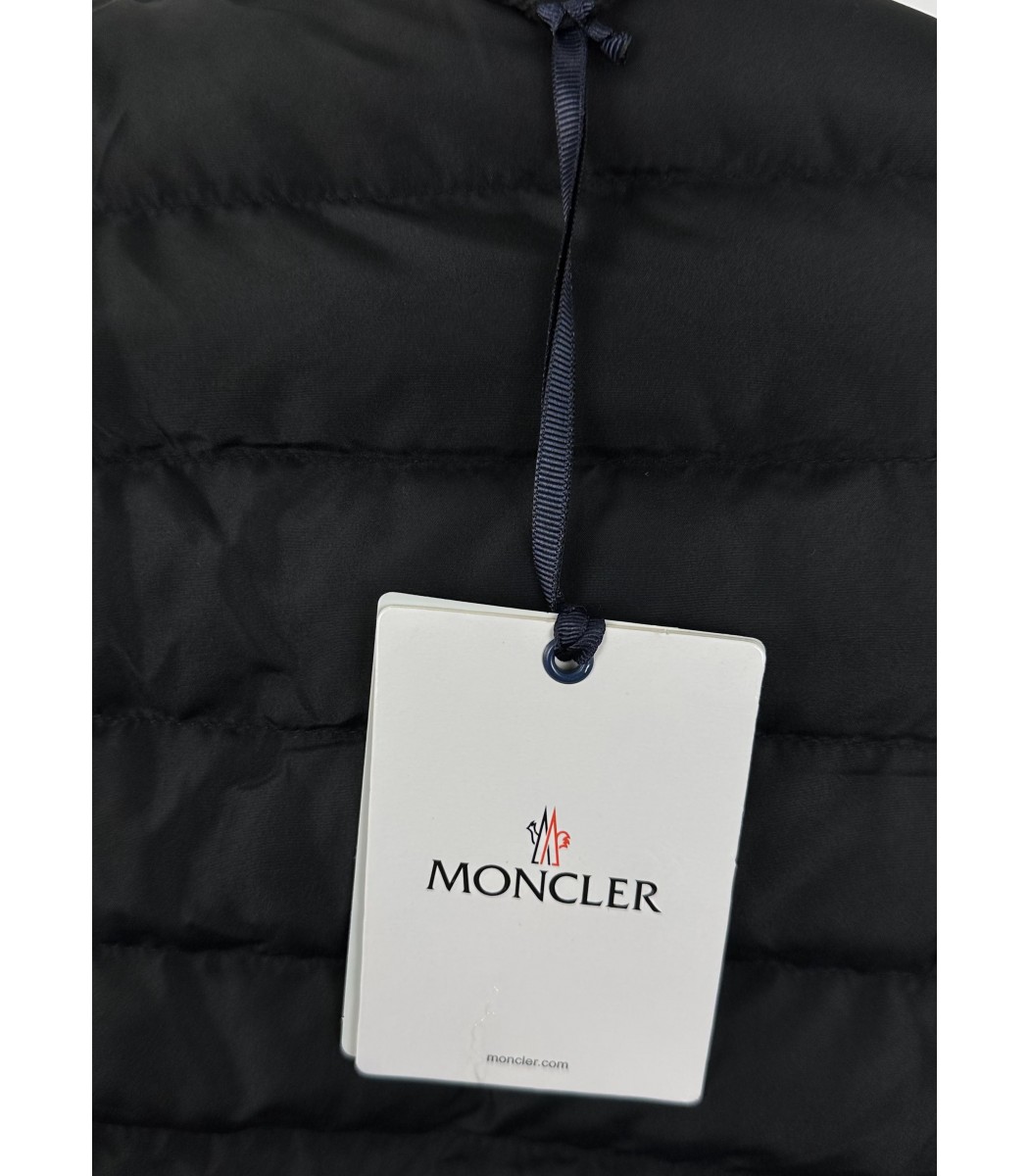 Черный пуховик Moncler 501-1