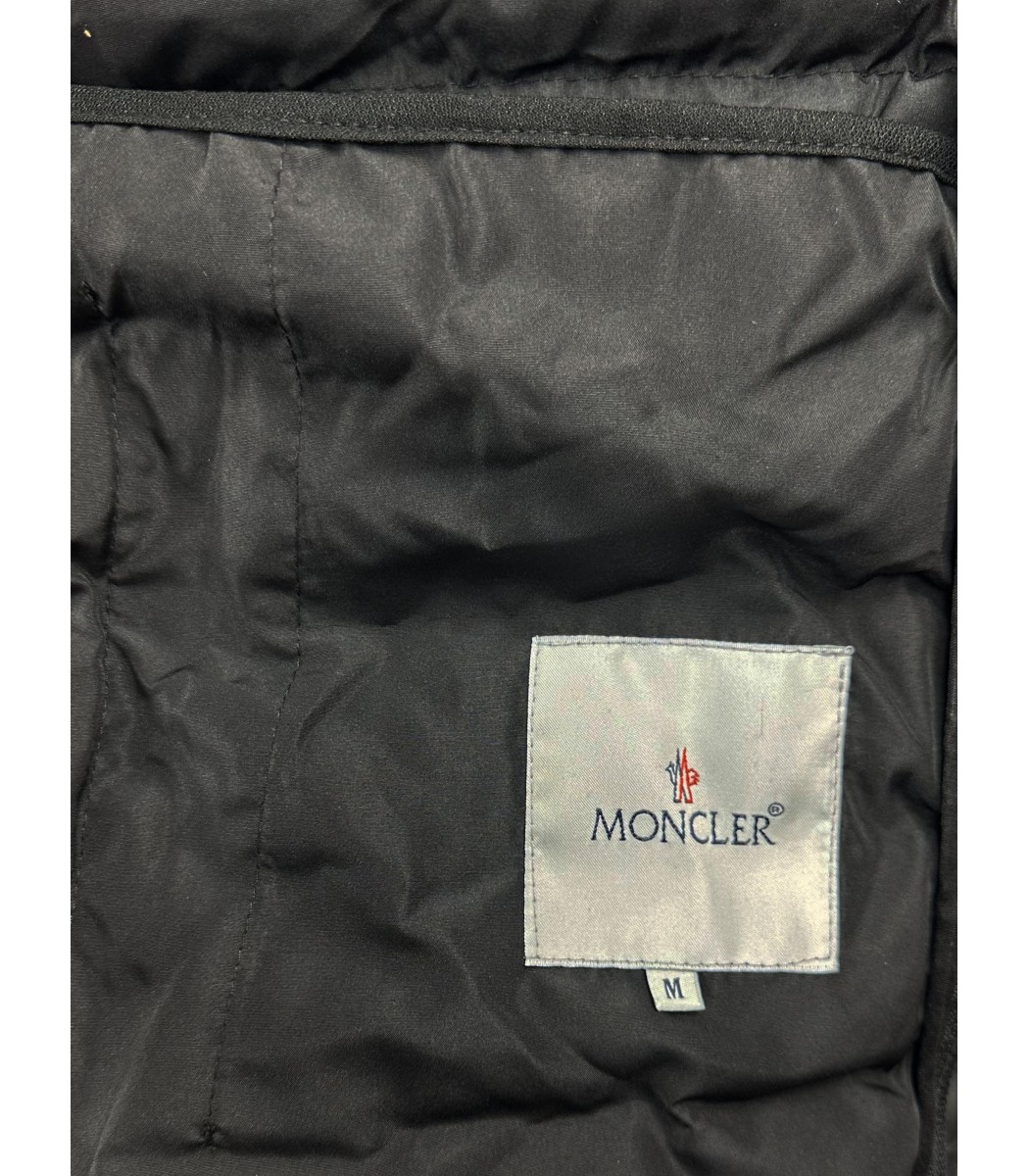 Черный пуховик Moncler 1211-1