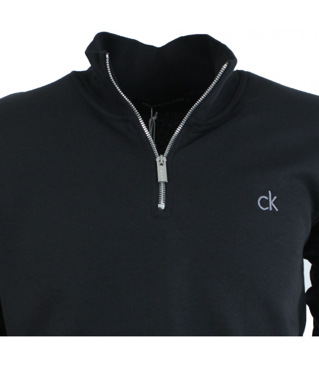 Черная кофта Calvin Klein CK023-1