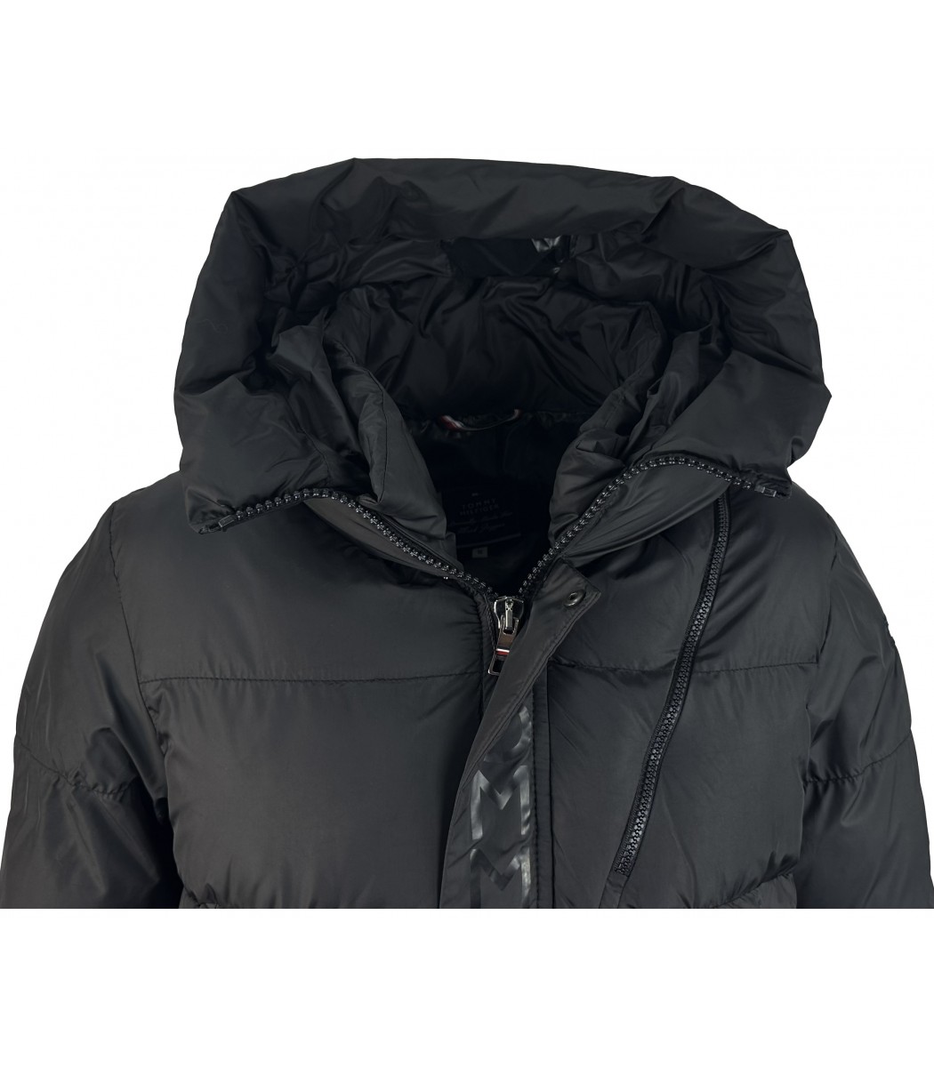 Черный пуховик Tommy Hilfiger 5656-1 Черный пуховик Tommy Hilfiger 5656-1
